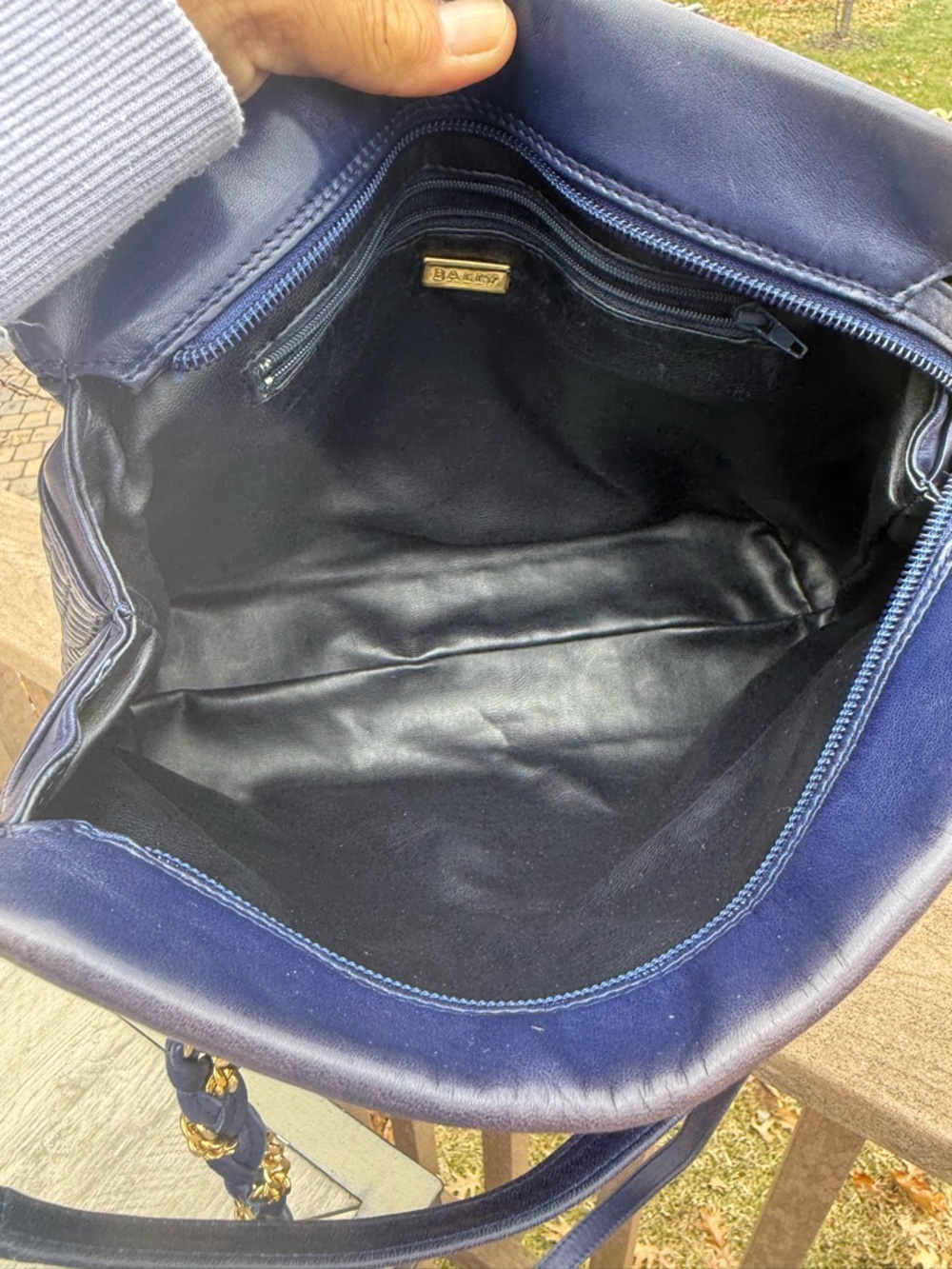 EUC Bally Vintage Soft quilted leather Navy Blue Gold Tassels shoulder Bag - Picture 12 of 15